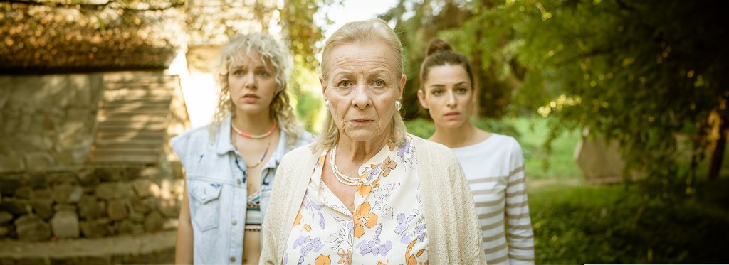 Постер фильма Семейное проклятье