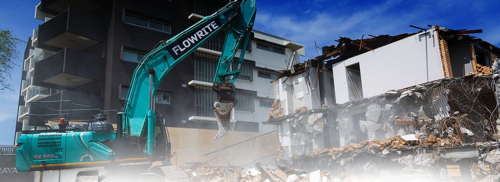 Постер сериала Демонтаж в Австралии