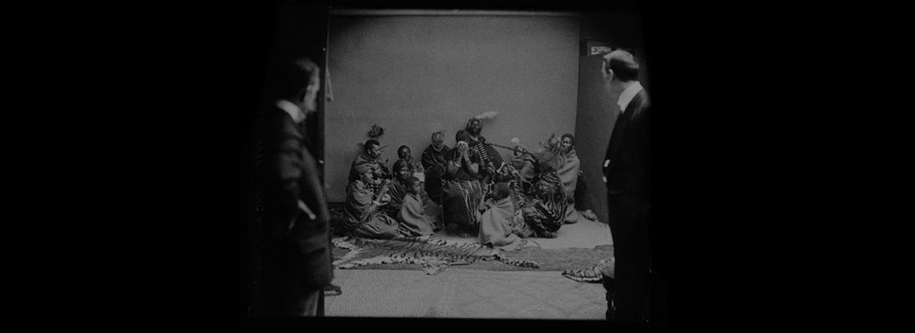 Постер фильма Человеческие зоопарки