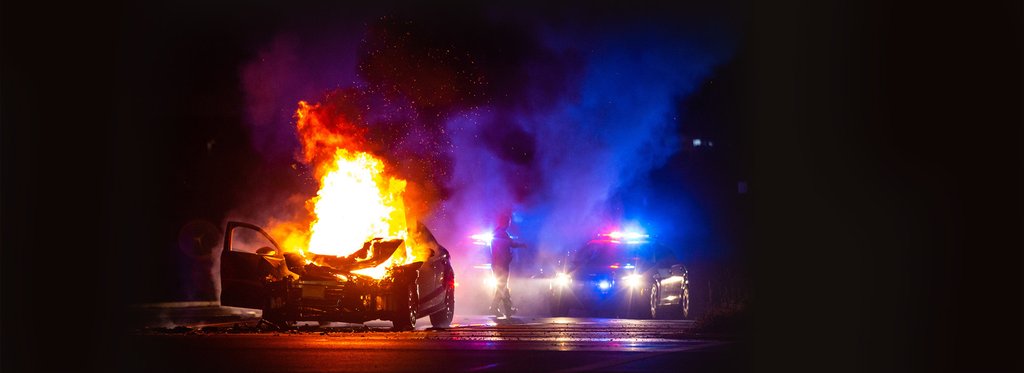 Постер сериала С места событий