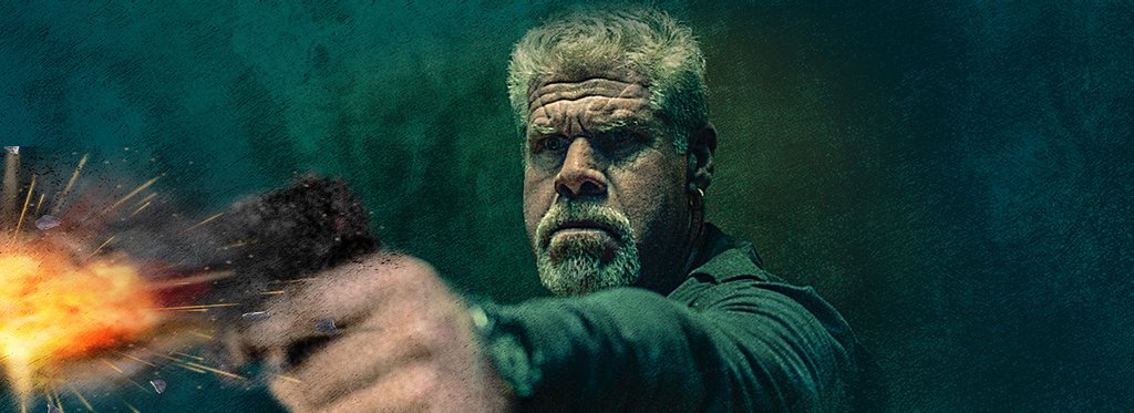 Постер фильма Святым тут не место